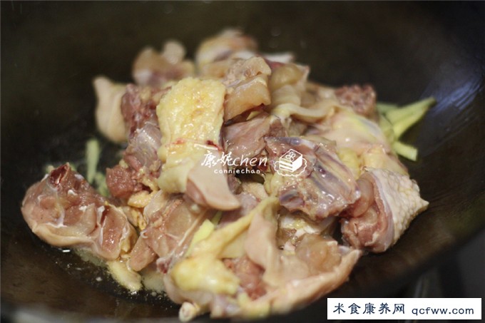 好吃到吮手指的酱爆鸡块